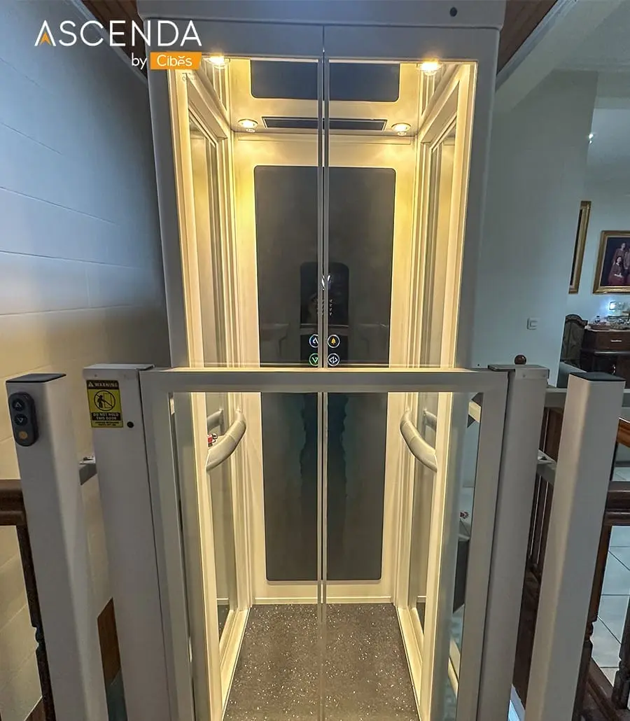 Ascenda Size S Half Gate installed in a cozy private home 8